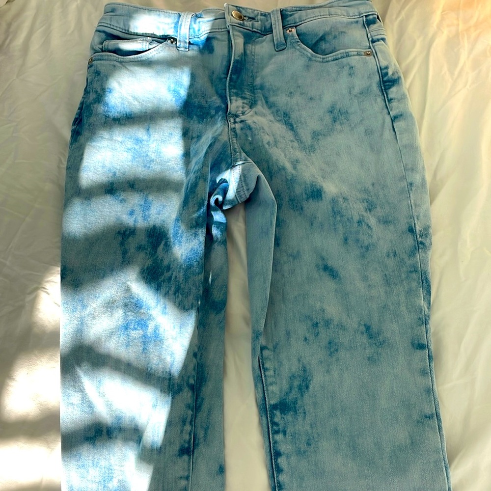I am selling my old jeans